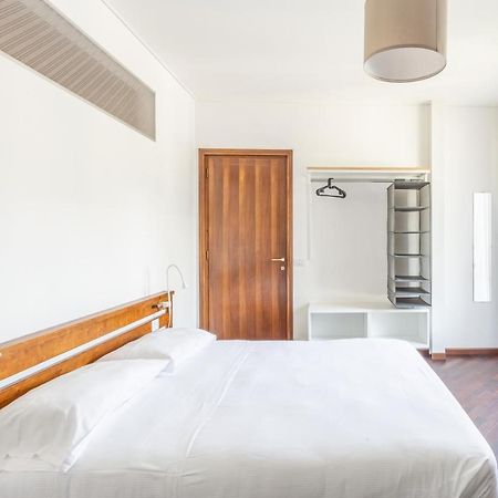 Baveno Beach - Charming Flat With Garden エクステリア 写真