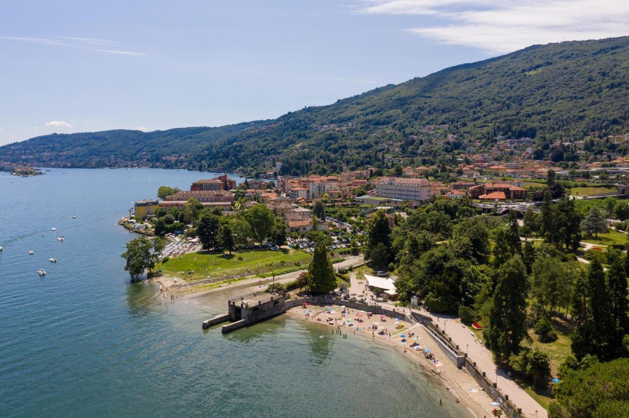 Baveno Beach - Charming Flat With Garden エクステリア 写真